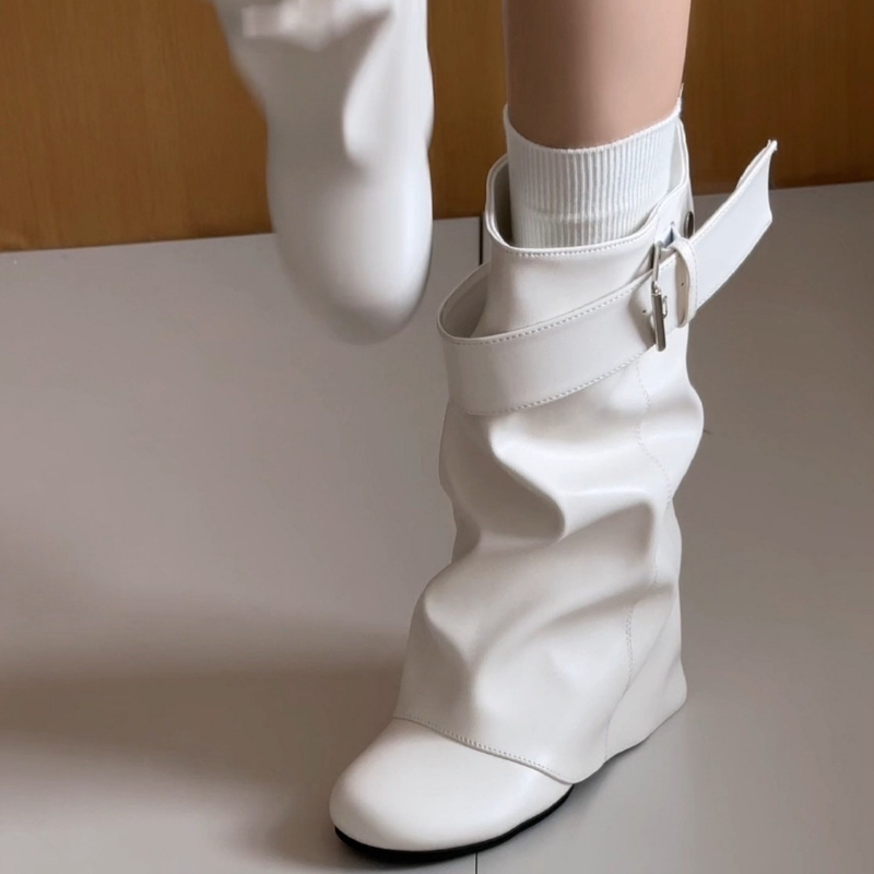 Street Fashion News - Sepatu Bot Kulit Wanita Model Slouchy