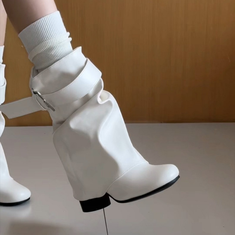 Sepatu Bot Kulit Wanita Model  - Street Fashion News ulasan dan harga