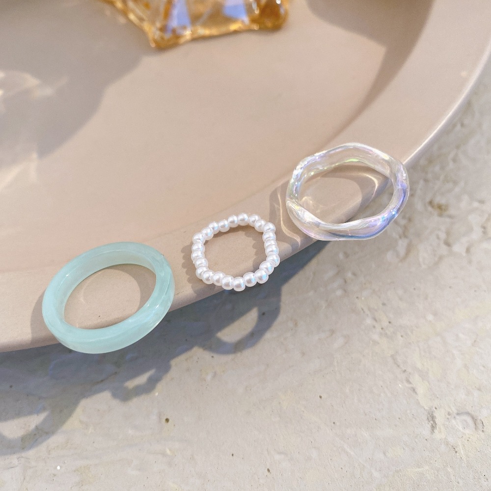 Cincin Akrilik Motif Lingkaran - Street Fashion Essentials ulasan dan harga